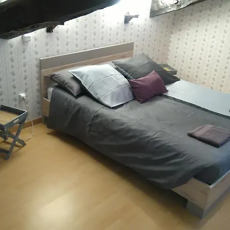 Bed & Breakfast Grand Hourcqs Chambres D'hotes *